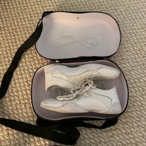 Nfinity Evolution Cheer Shoes